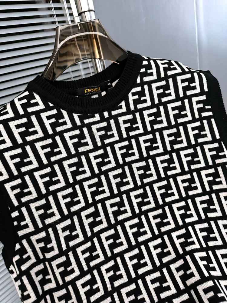 Fendi Black Authentic Premium Quality Pullover-thumb-4