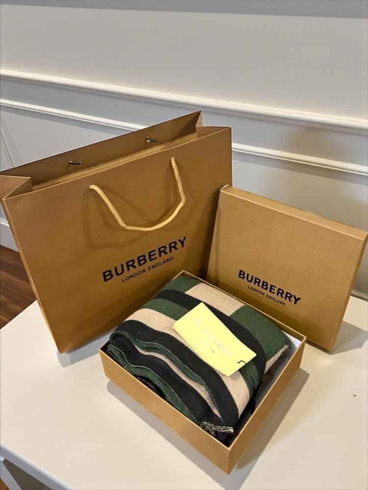 Burberry Check Cashmere Green Stole-1