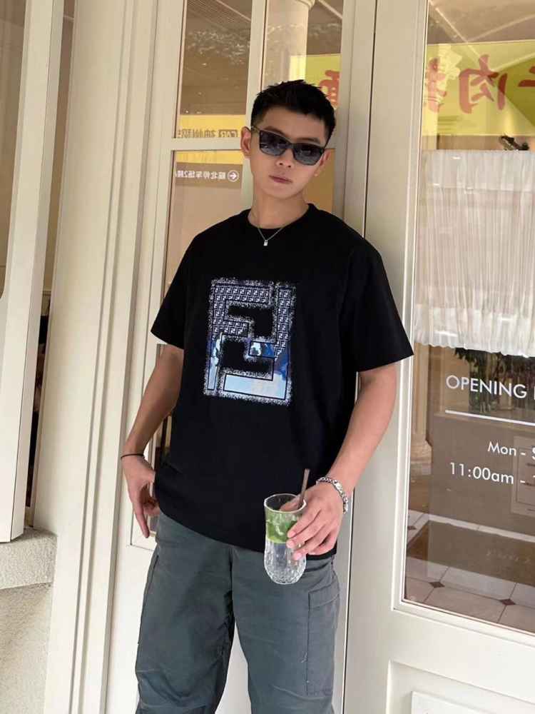 Fendi Black Embroidery Logo Premium Baggy Fit T-shirt-thumb-4