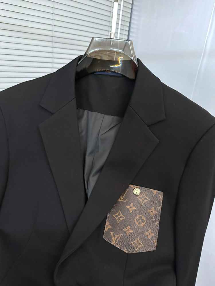 Louis Vuitton Paris Black Premium Quality Blazer-5