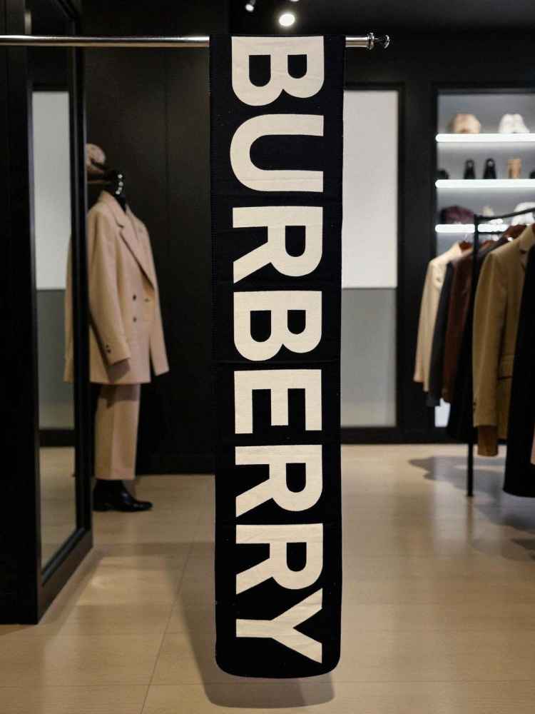 Burberry Cashmere Black Premium Quality Muffler-thumb-1