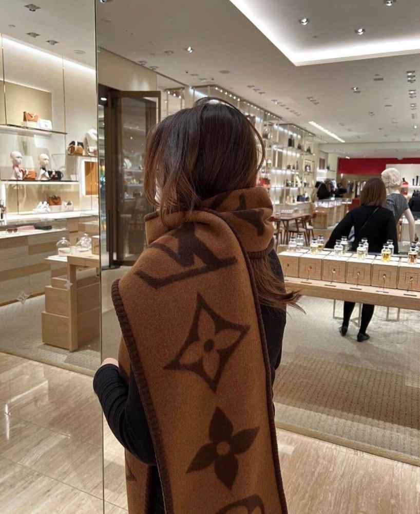 Louis Vuitton Dark Brown Cashmere Reversible Muffler-1