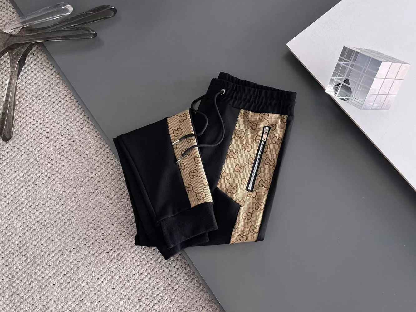 Gucci Black Premium Quality high End Authentic Track Suit-4