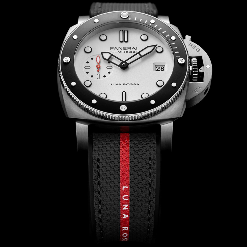 Panerai Submersible Luna Rossa White Dial, Black Strap Automatic Watch PAM01579-5