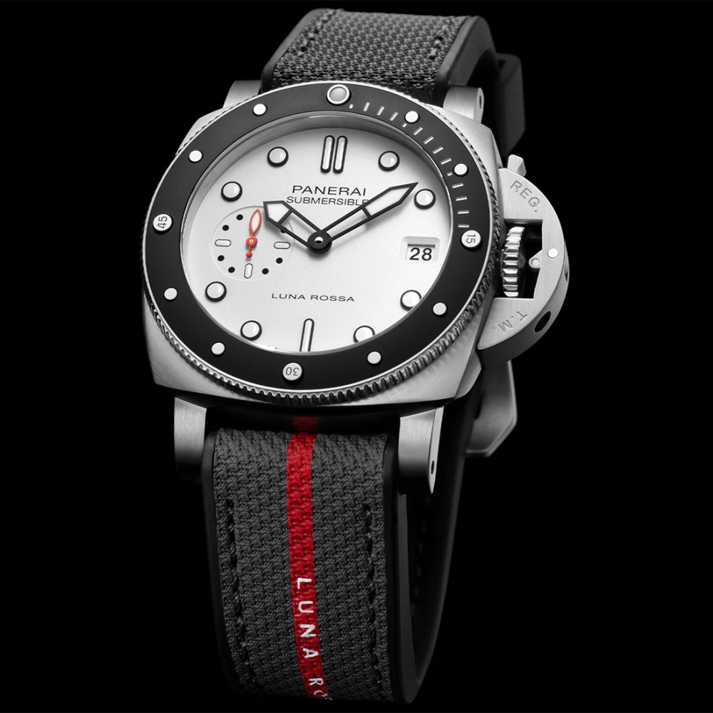 Panerai Submersible Luna Rossa White Dial, Black Strap Automatic Watch PAM01579-4
