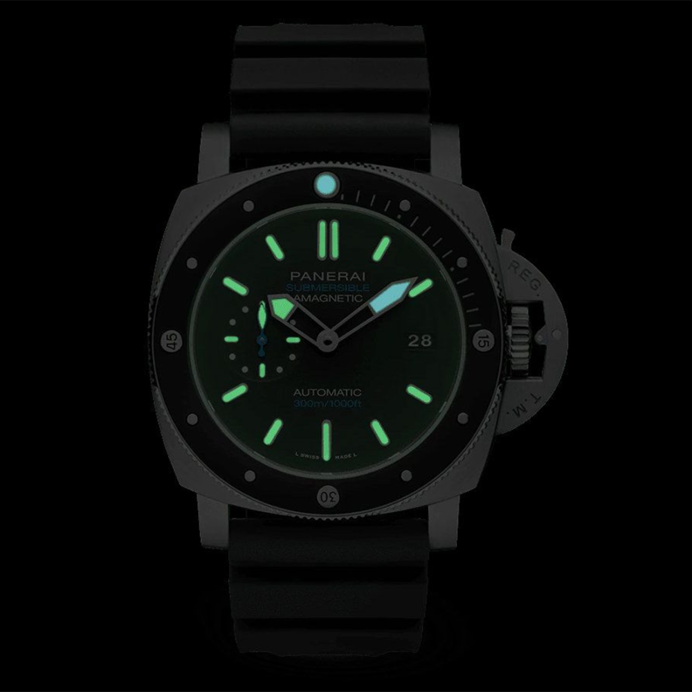 Panerai Luminor Submersible Amagnetic Men's Watch PAM01389-3