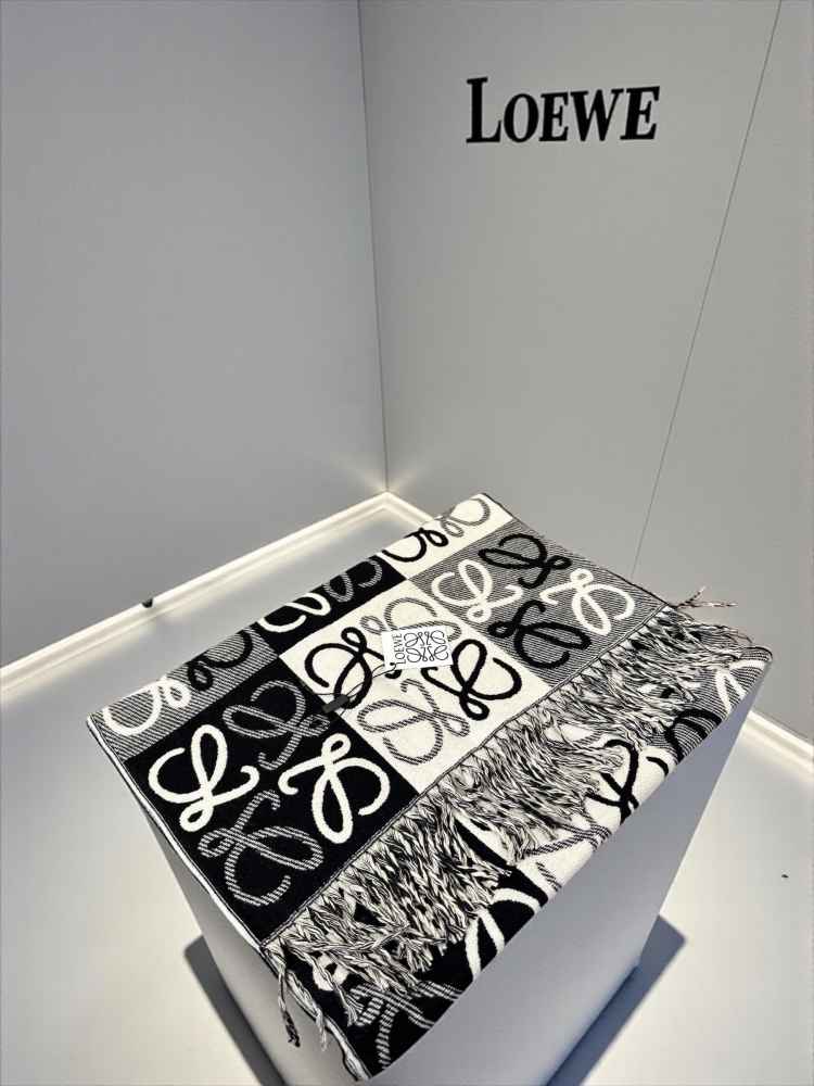 Loewe Anagram Black Woollen Stole-1