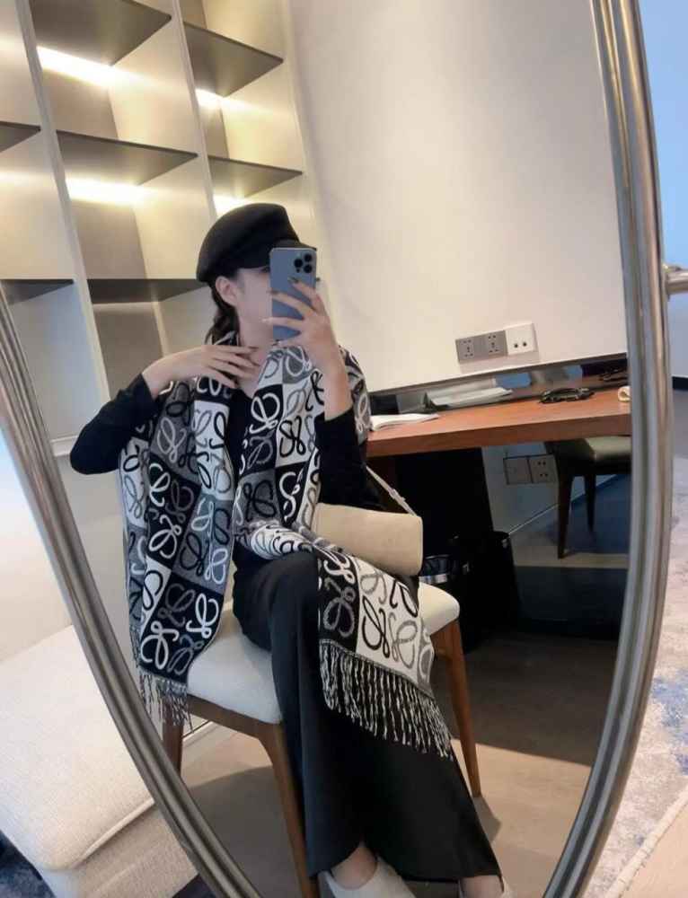 Loewe Anagram Black Woollen Stole-thumb-0