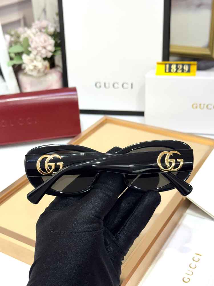 Gucci Black Premium Women's Sunglasses-thumb-2