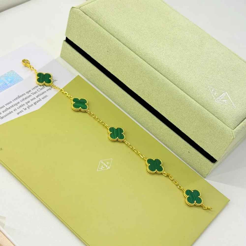 Van Cleef Alhambra Green Stone Clover Gold Color Bracelet-thumb-0