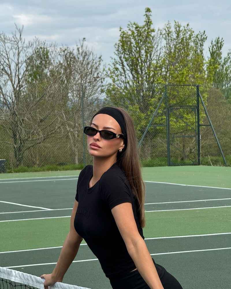 Gucci Black GG Women's Sunglasses-2