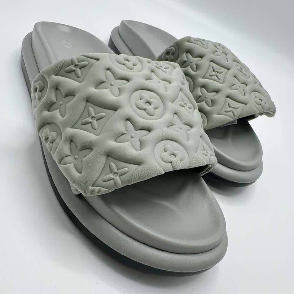 Louis Vuitton Pool Pillow Mule Grey Flat-thumb-2