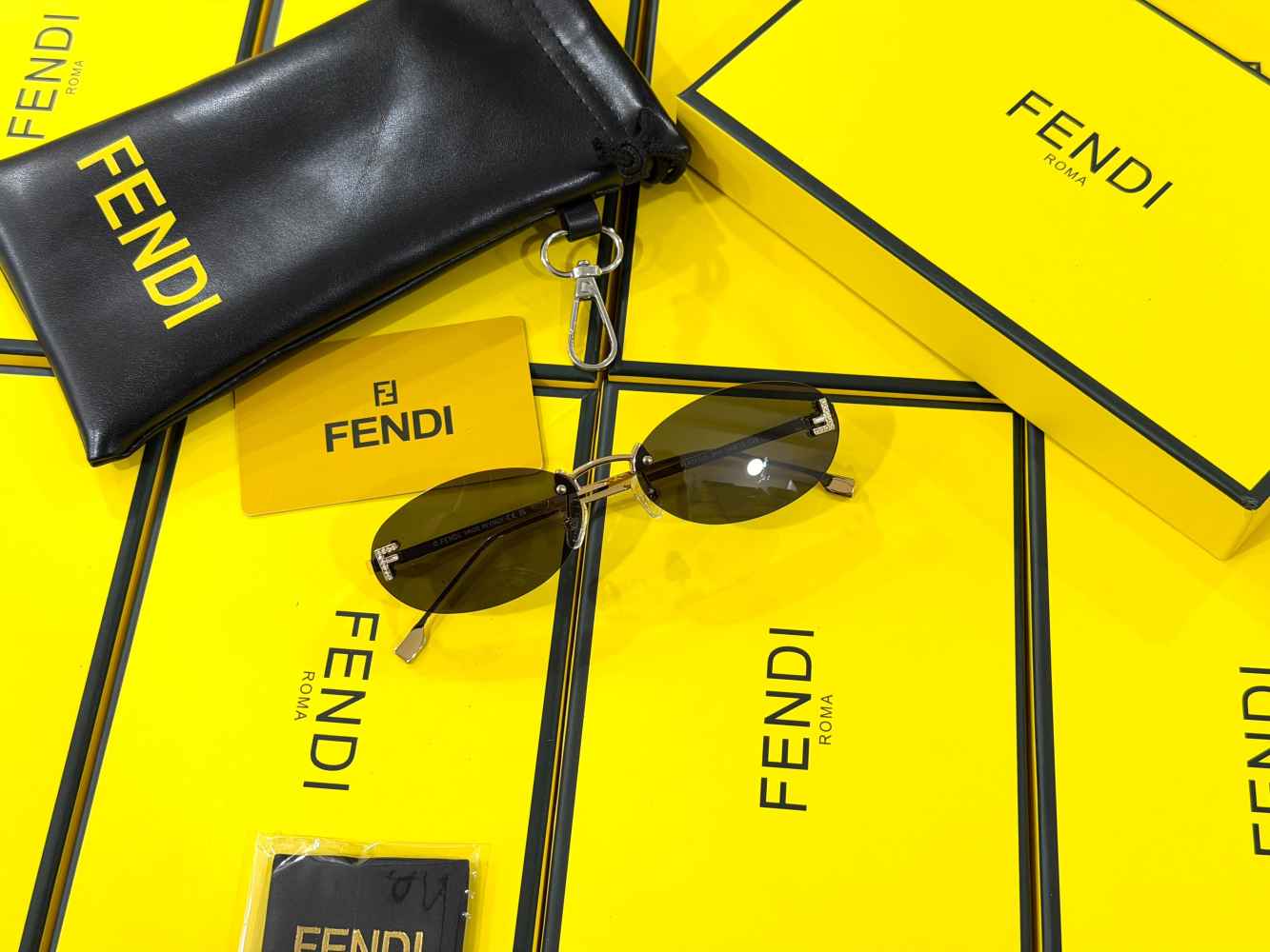 Fendi Black Premium Women's Sunglasses-2