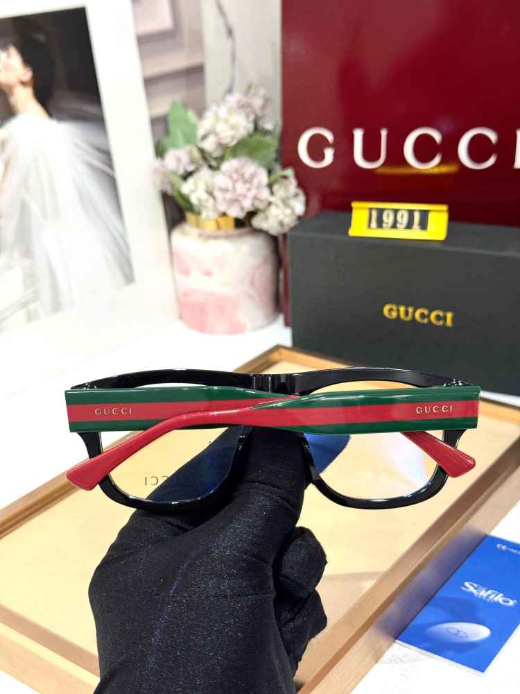 Gucci Black GG Women's Sunglasses-thumb-3