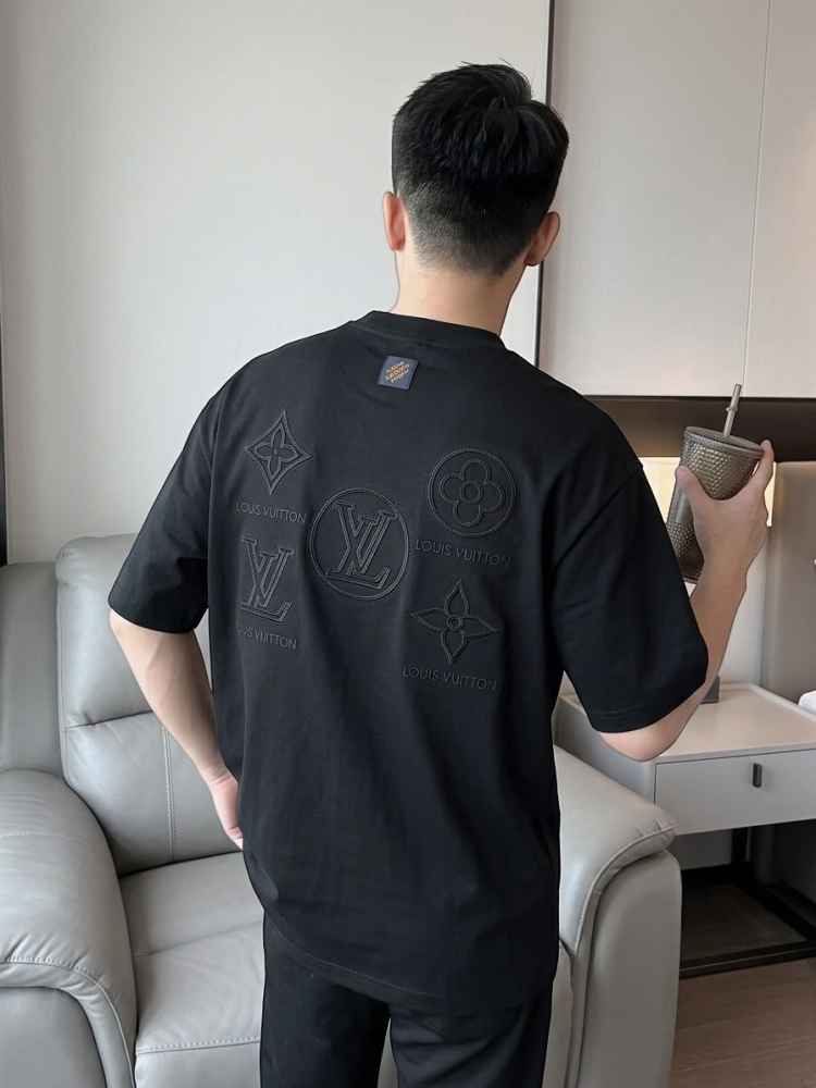 Louis Vuitton Black Embroidery Logo Premium T-shirt-2