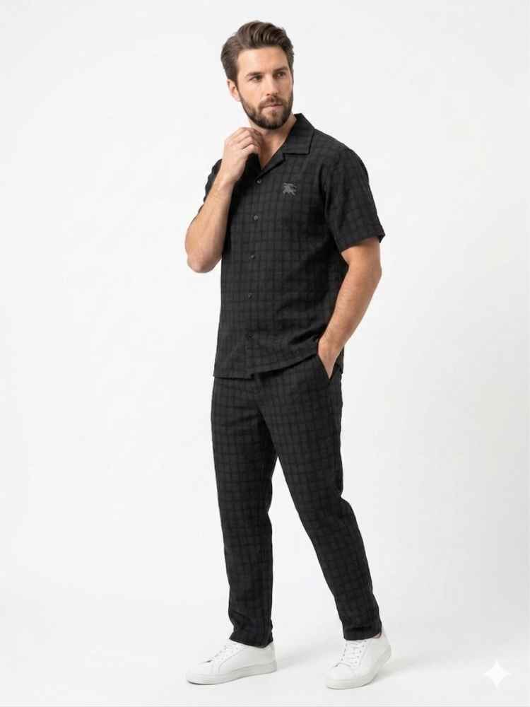 Burberry Black T-shirt Premium Quality Co-ordinates-1