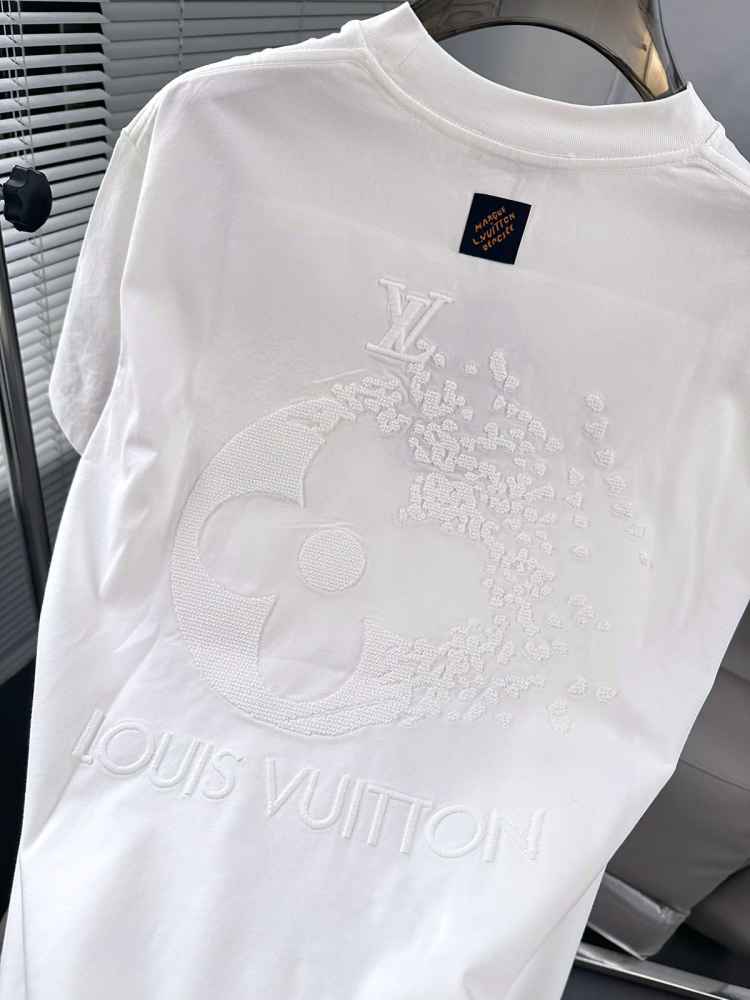 Louis Vuitton White Embroidery Logo Premium T-shirt-3