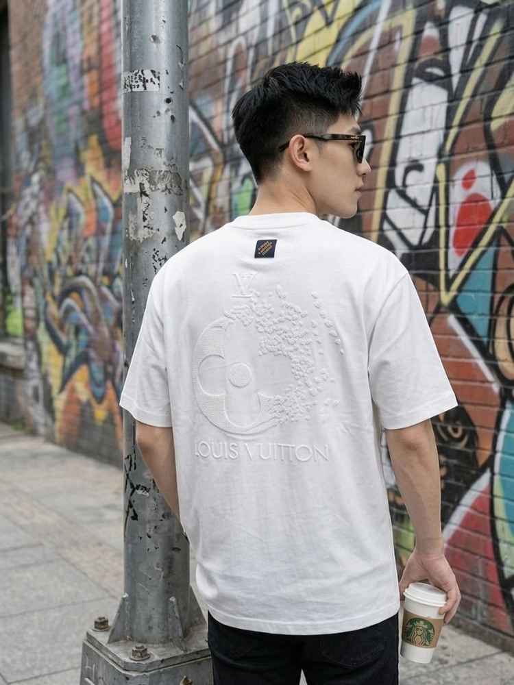 Louis Vuitton White Embroidery Logo Premium T-shirt-1