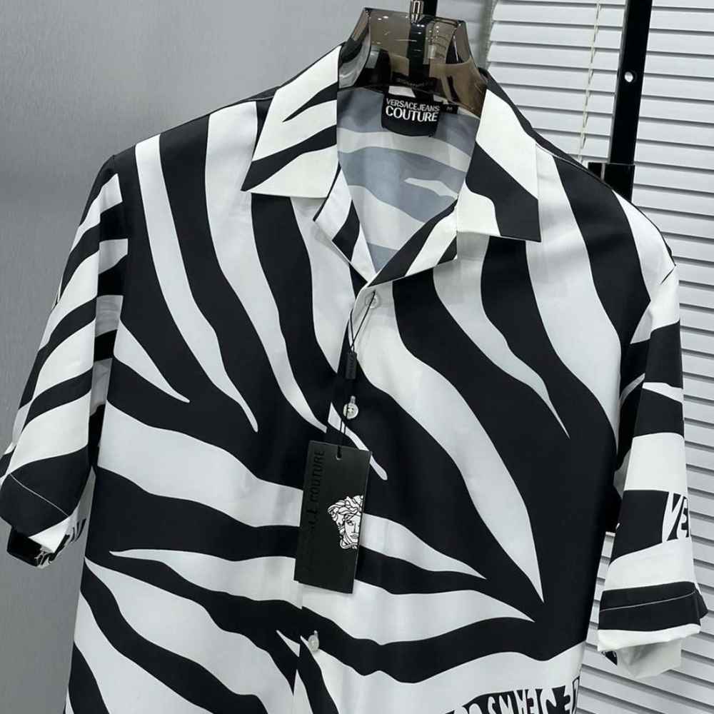 Versace Jeans Couture Black Zebra-Print Short-Sleeve Shirt-thumb-1
