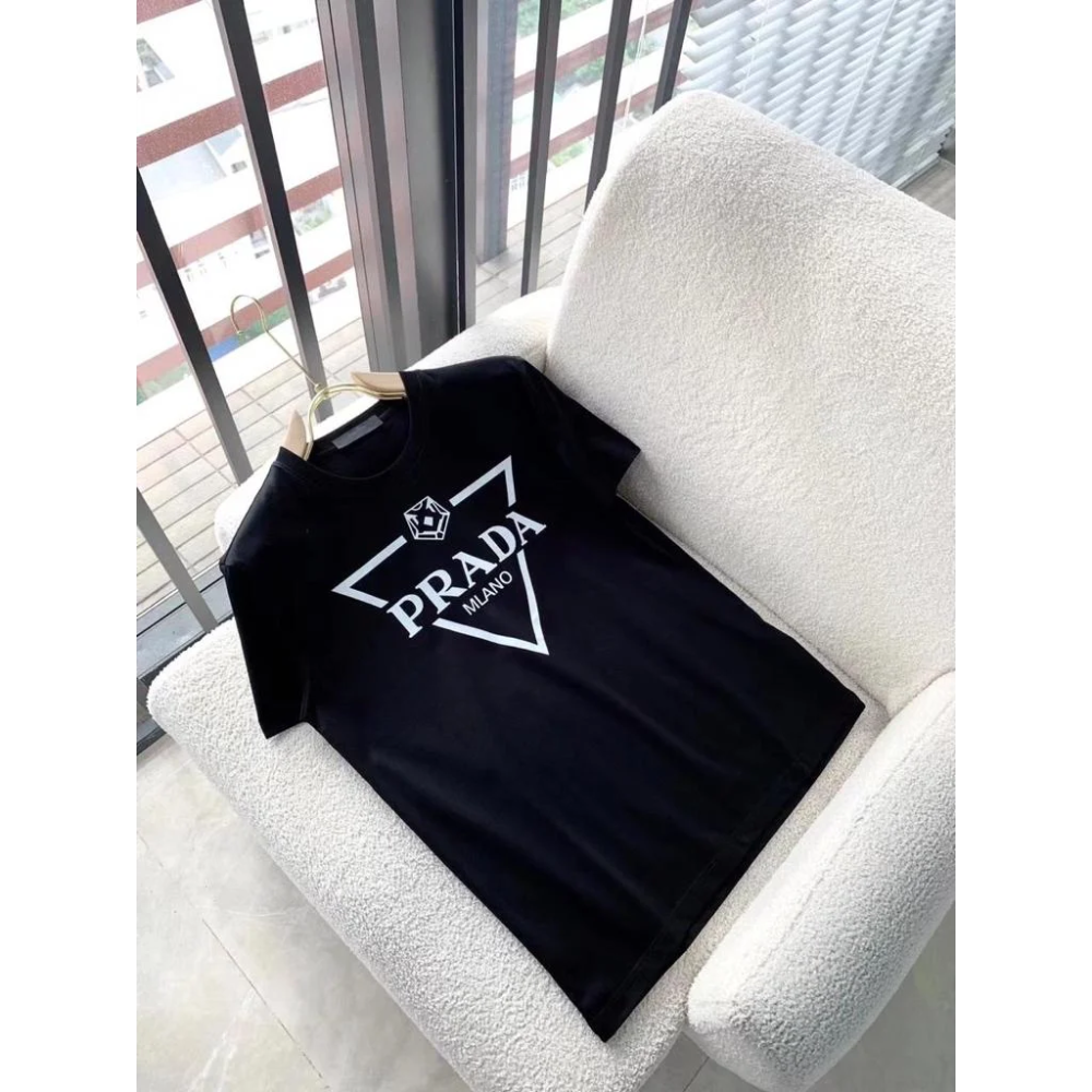 Prada Mlano Print Black Premium Quality T-shirt-thumb-0