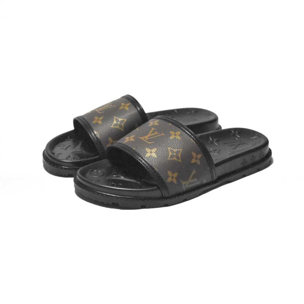 Louis Vuitton Brown & Black Premium Quality Men's Flip-Flops-0