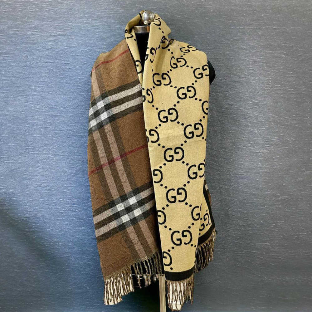 Gucci x Burberry Beige Cashmere Stole-thumb-1