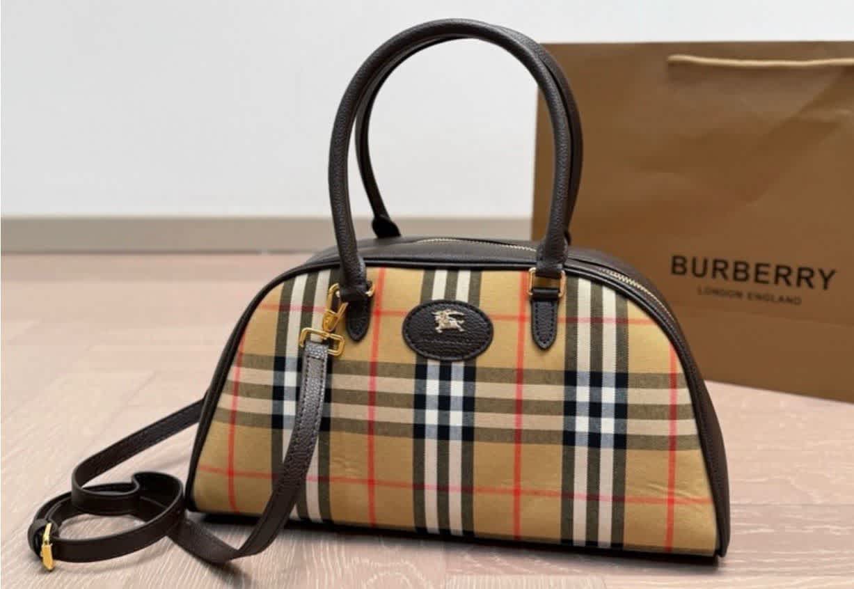 Burberry Bowling Vintage Check Black Shoulder Bag-0