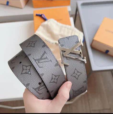 Louis Vuitton Silver Premium Quality Belt-thumb-2