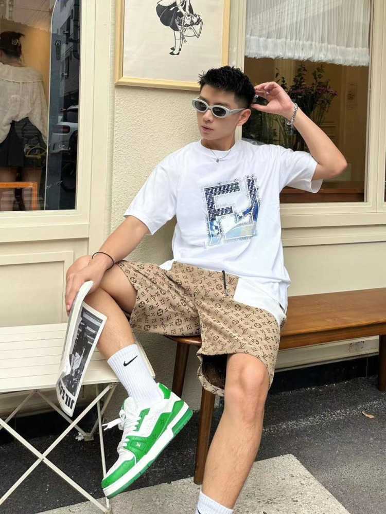 Fendi White Embroidery Logo Premium Baggy Fit T-shirt-1