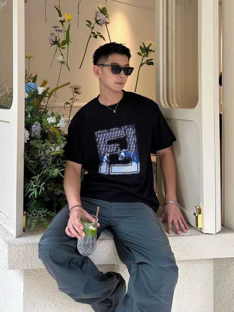 Fendi Black Embroidery Logo Premium Baggy Fit T-shirt