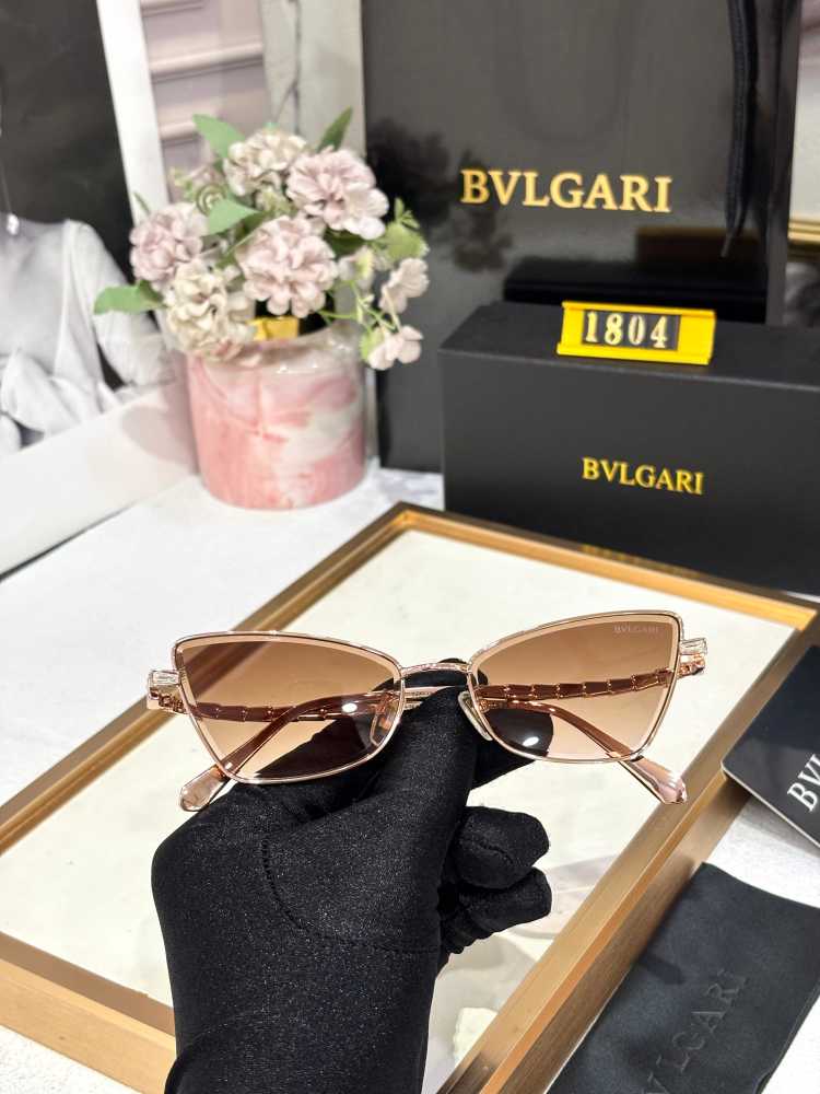 Bvlgari Rose Gold Premium Women's Sunglasses-4