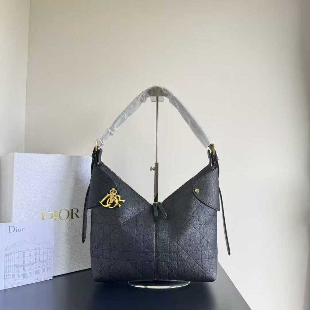 Dior Signature Black Voyage Tote Handbag-0