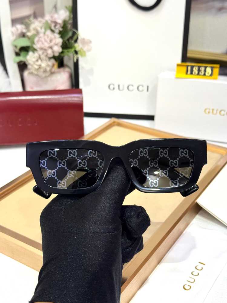 Gucci Black Luxury Sunglasses-1