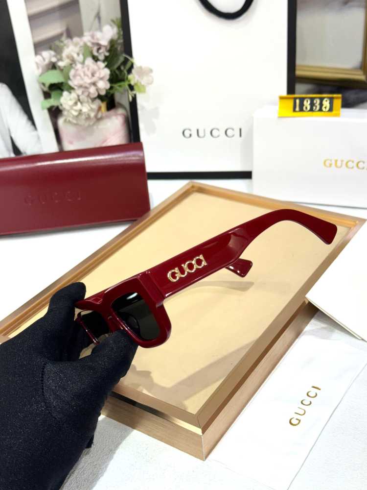 Gucci Red Luxury Sunglasses-2