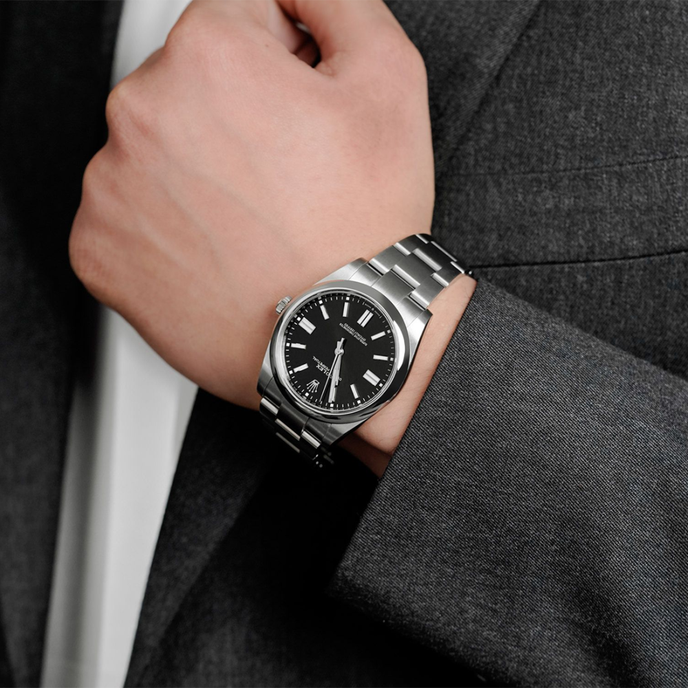Rolex Oyster Perpetual Bright Black Dial Stainless Steel Strap Watch 124300-5