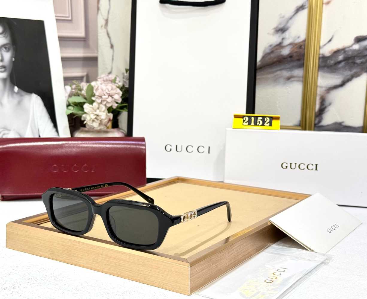 Gucci Black Women's Sunglasses