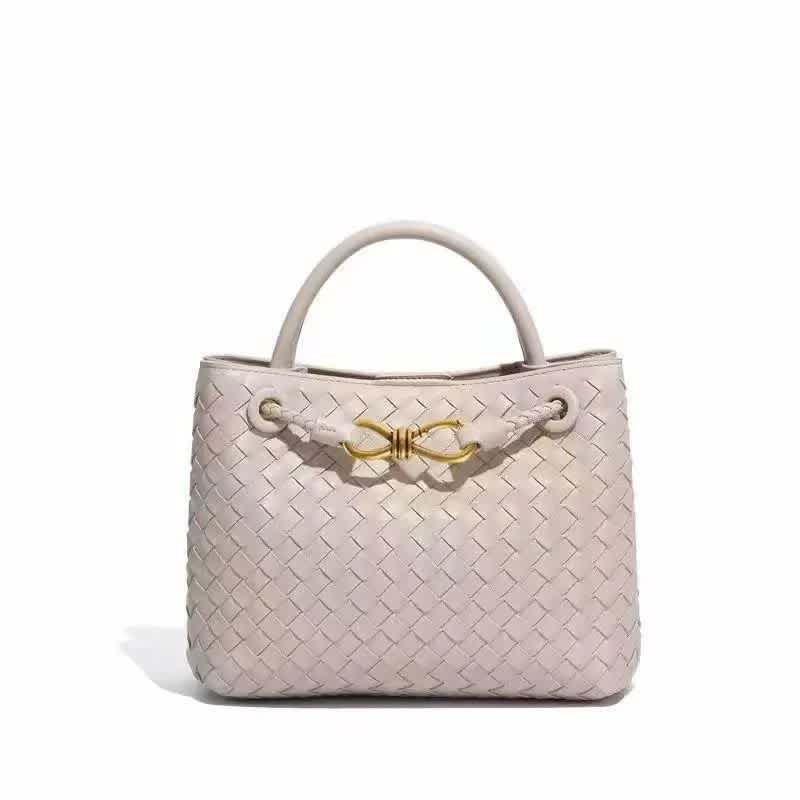 Bottega Veneta Andiamo White Leather Bag