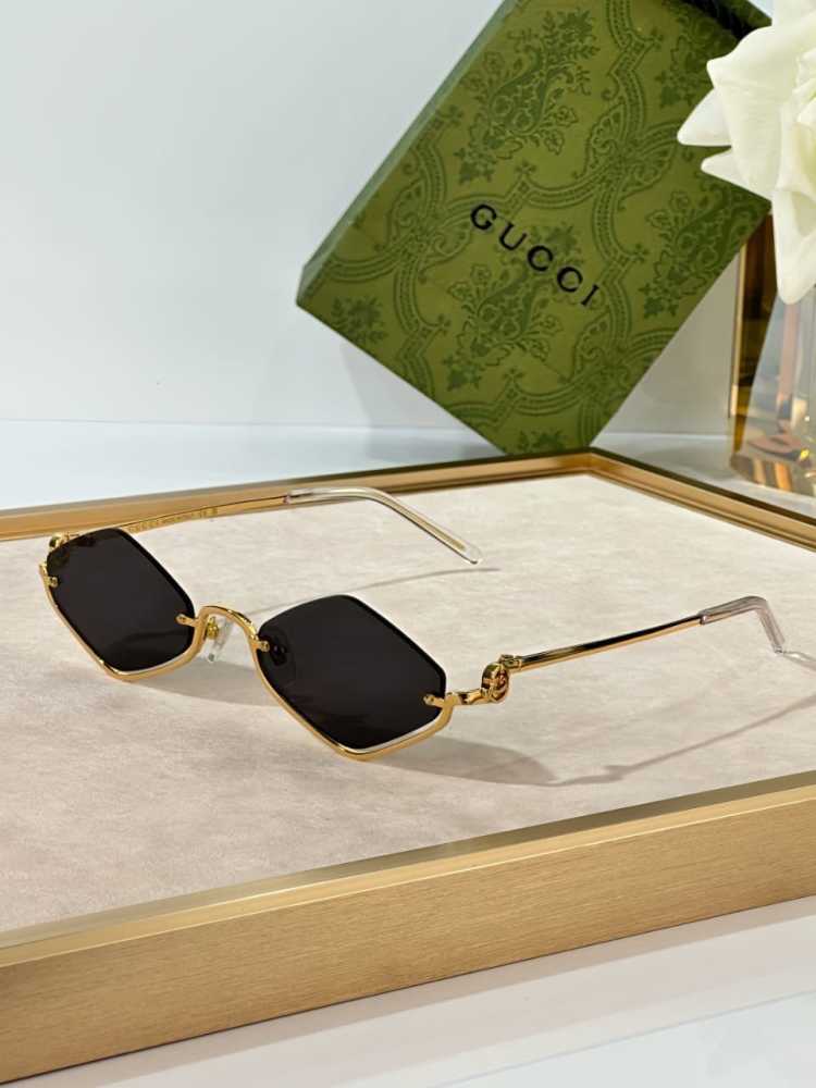 Gucci Black Women's Sunglasses