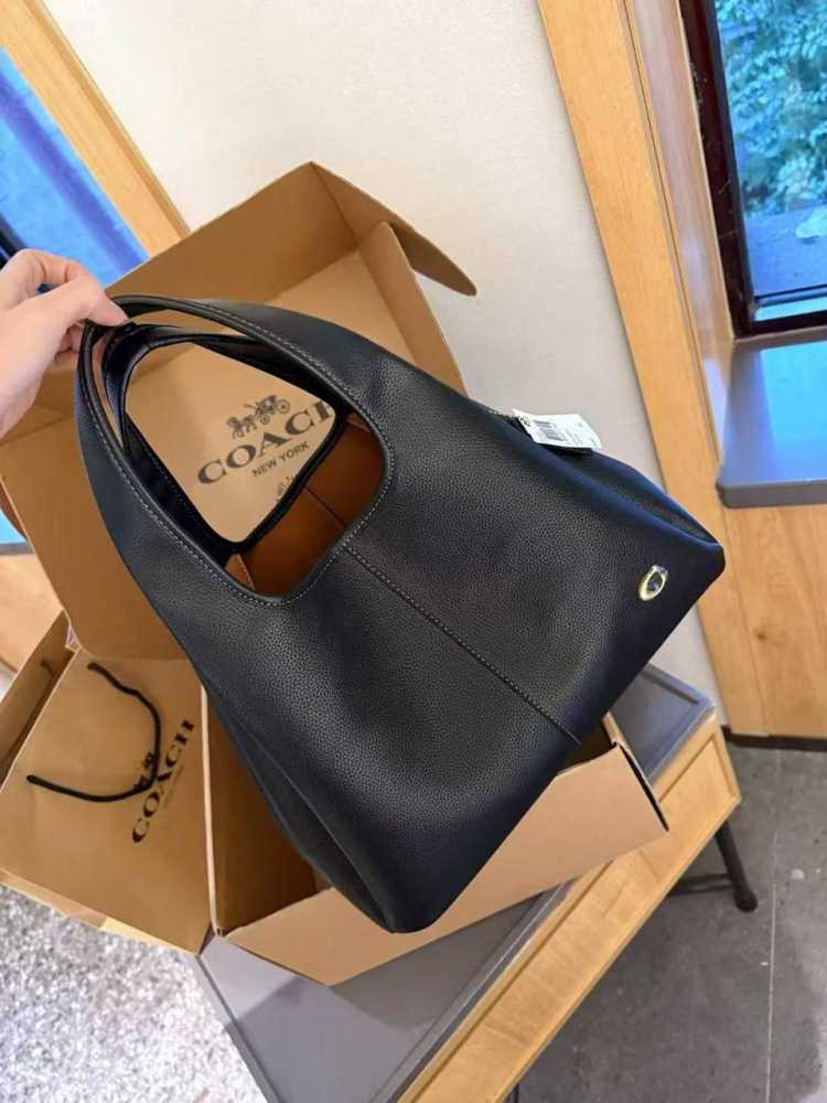 Coach Lana Black Large Shoulder Bag-thumb-0