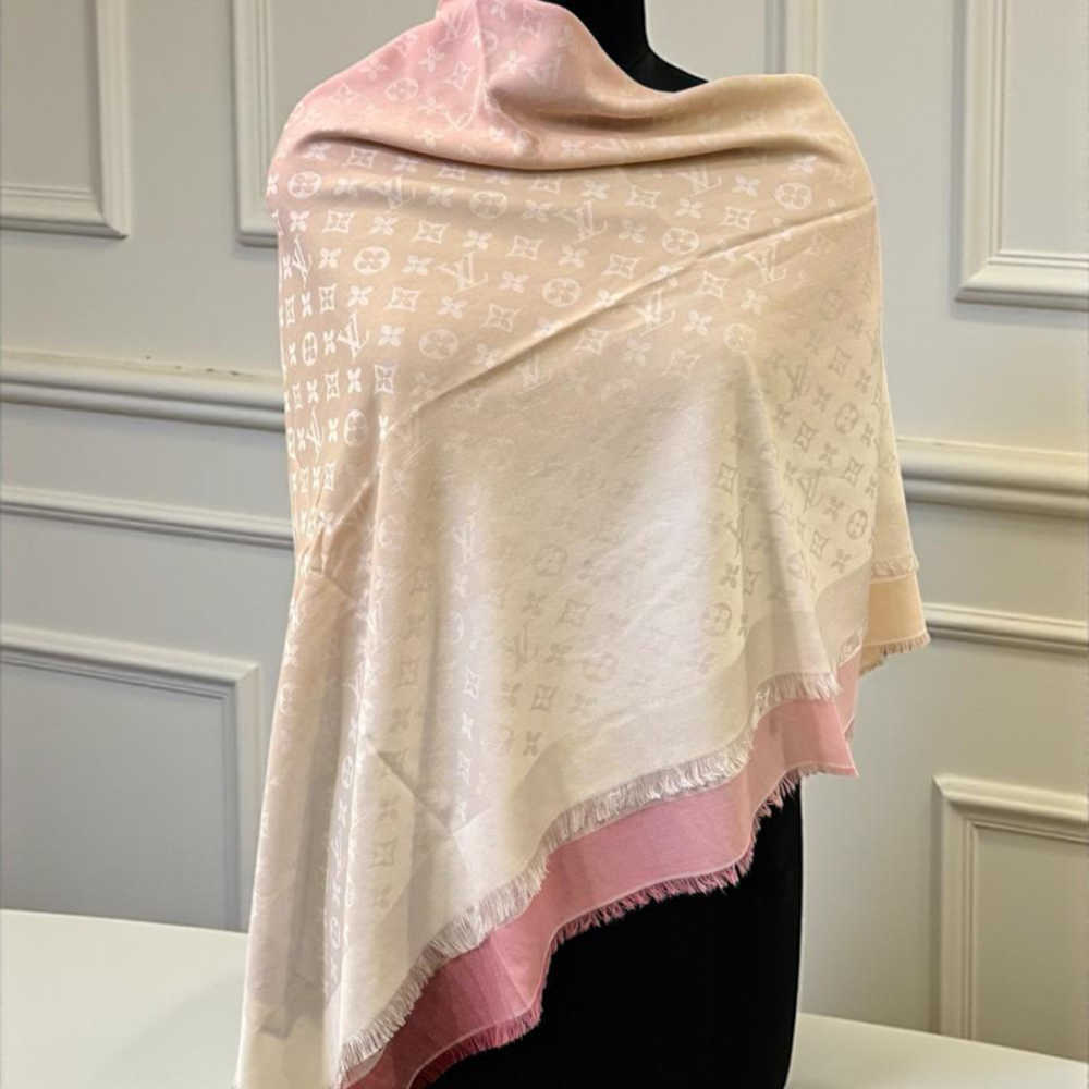 Louis Vuitton Pink Semi Wollen Monogram Gradient Shawl-1