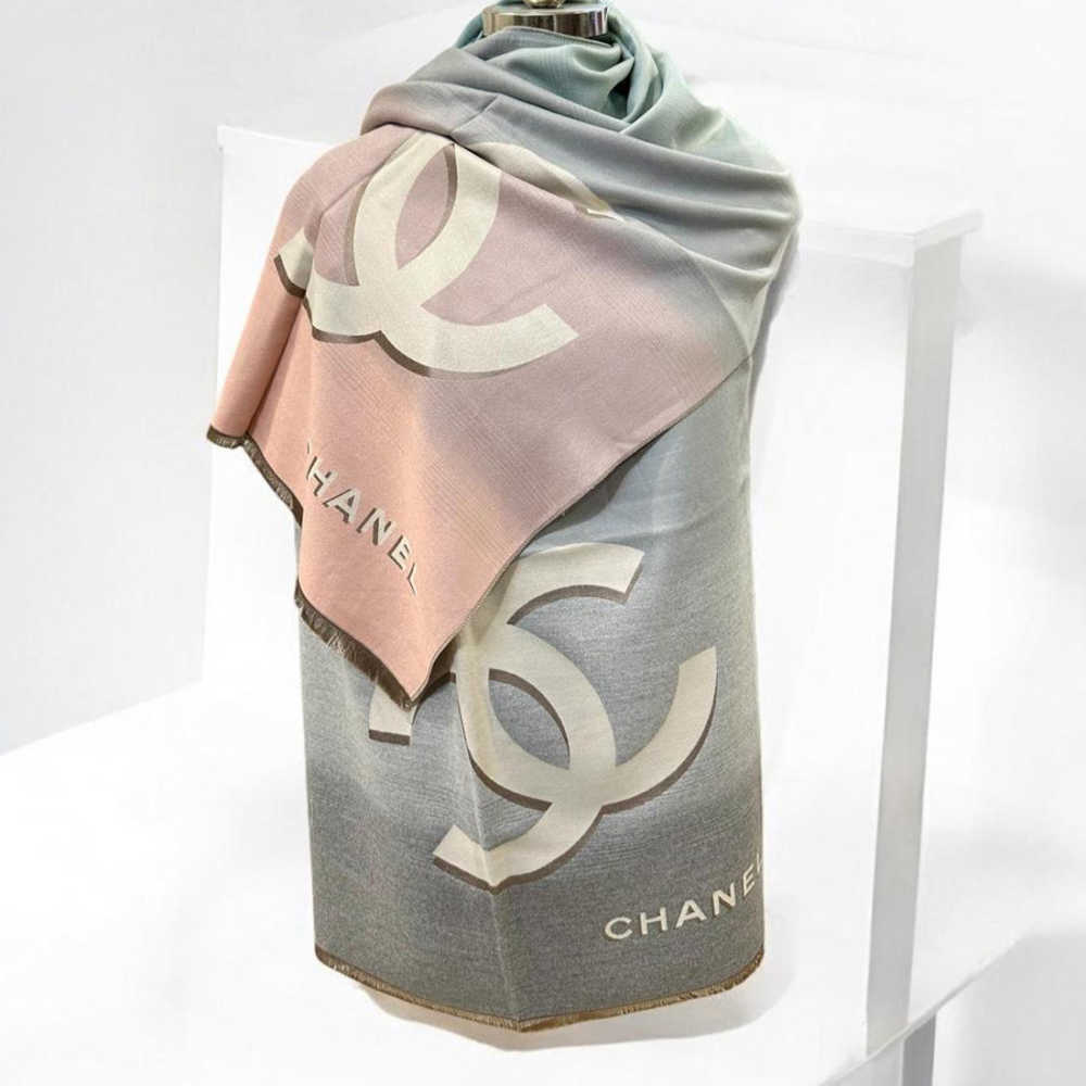 Chanel Gey Semi Wollen Stole