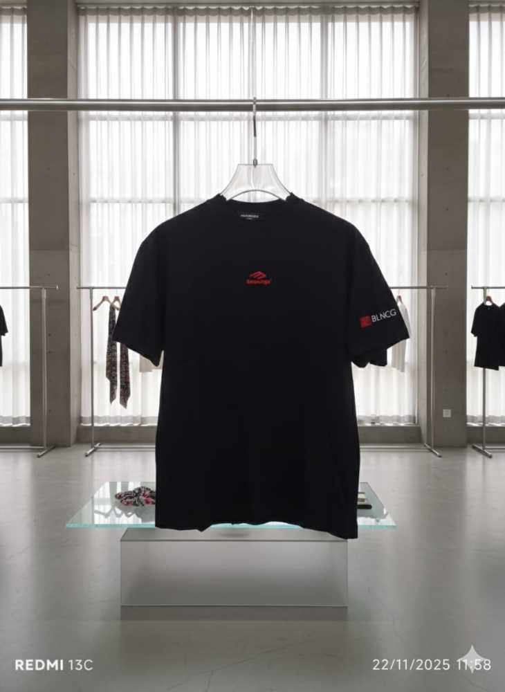 Balenciaga Black Premium Quality Baggy Fit T-shirt-1