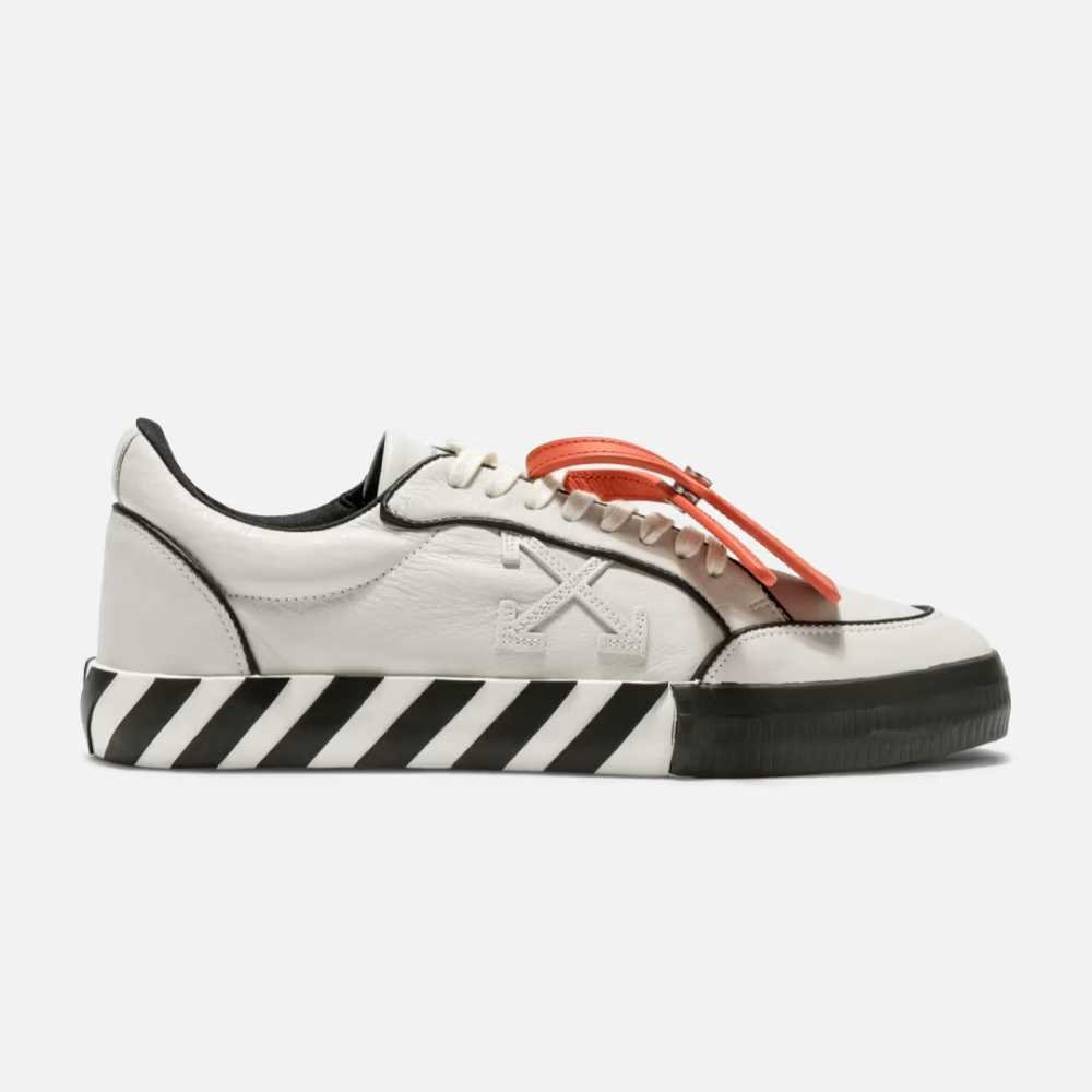 Off-White Low Vulcanized Cavas Black Sneakers-thumb-0