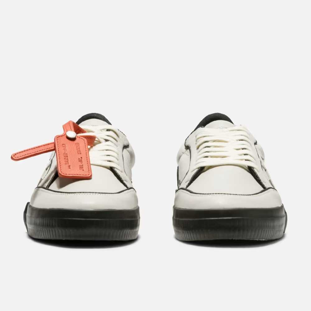 Off-White Low Vulcanized Cavas Black Sneakers-thumb-1