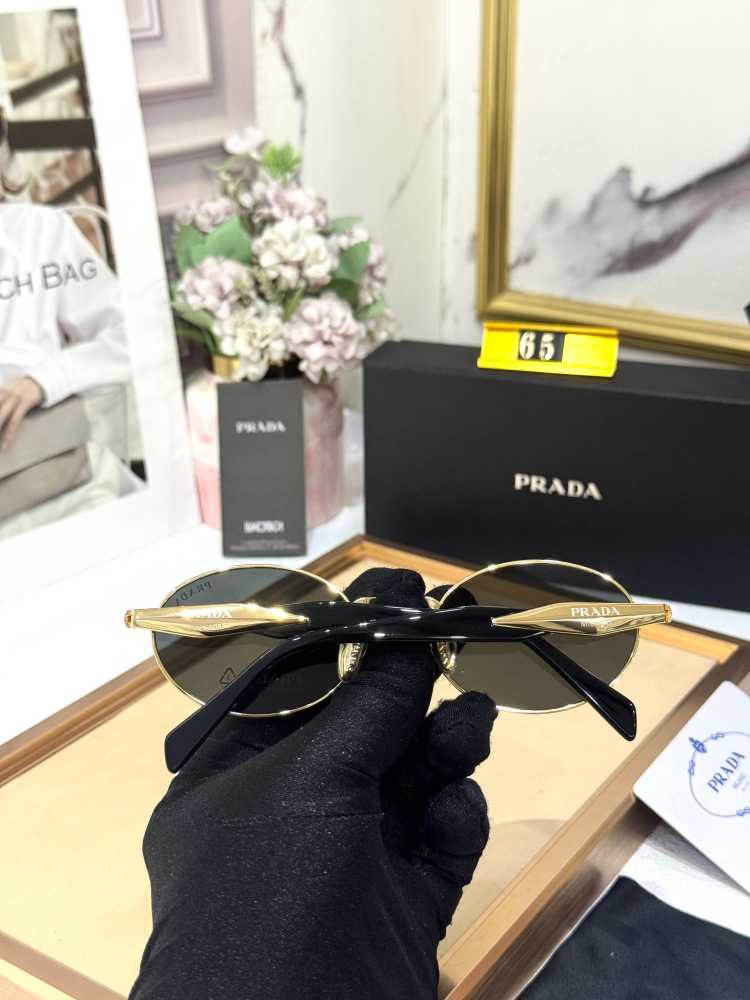 Prada Black Luxury Sunglasses-thumb-1