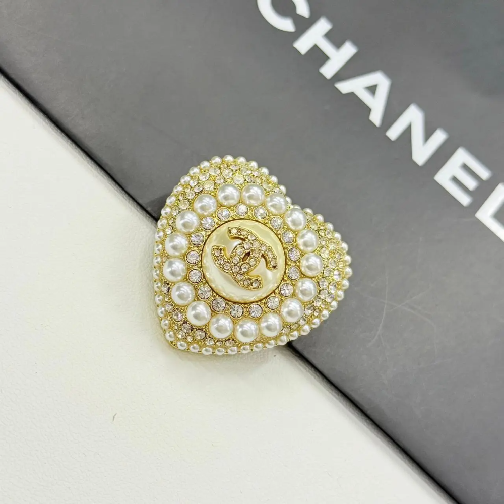 Chanel CC Heart Rhinestone Pearl Brooch L22B-thumb-0