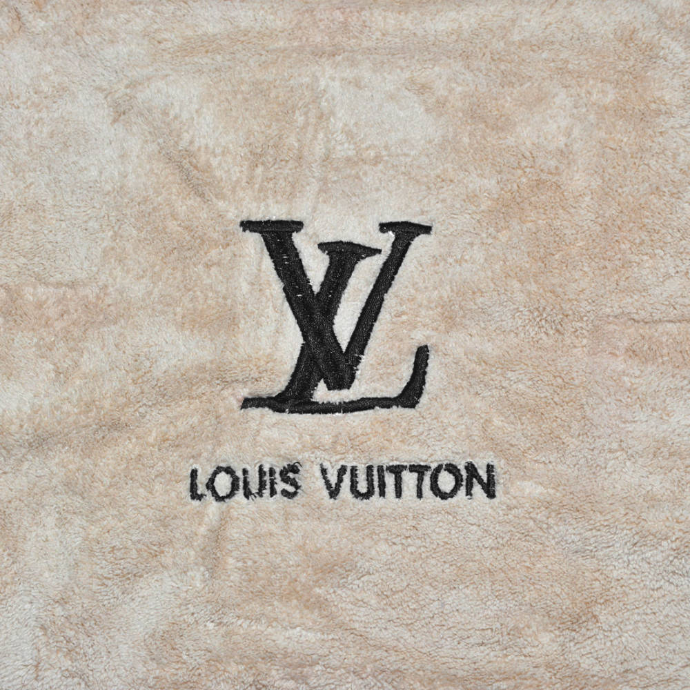 Louis Vuitton Embroidered logo Light Brown Towel - Set of 2-1