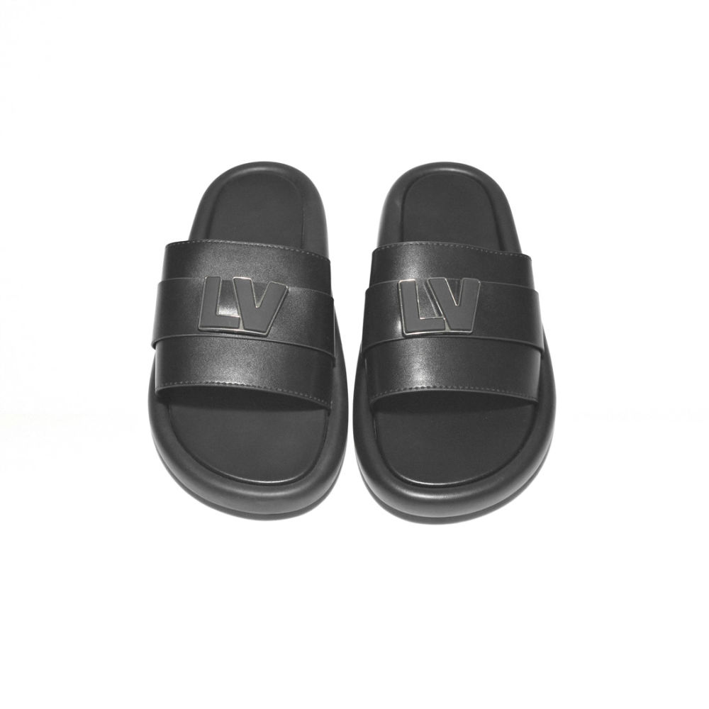 Louis Vuitton Black Premium Quality men's Flip-flops-4