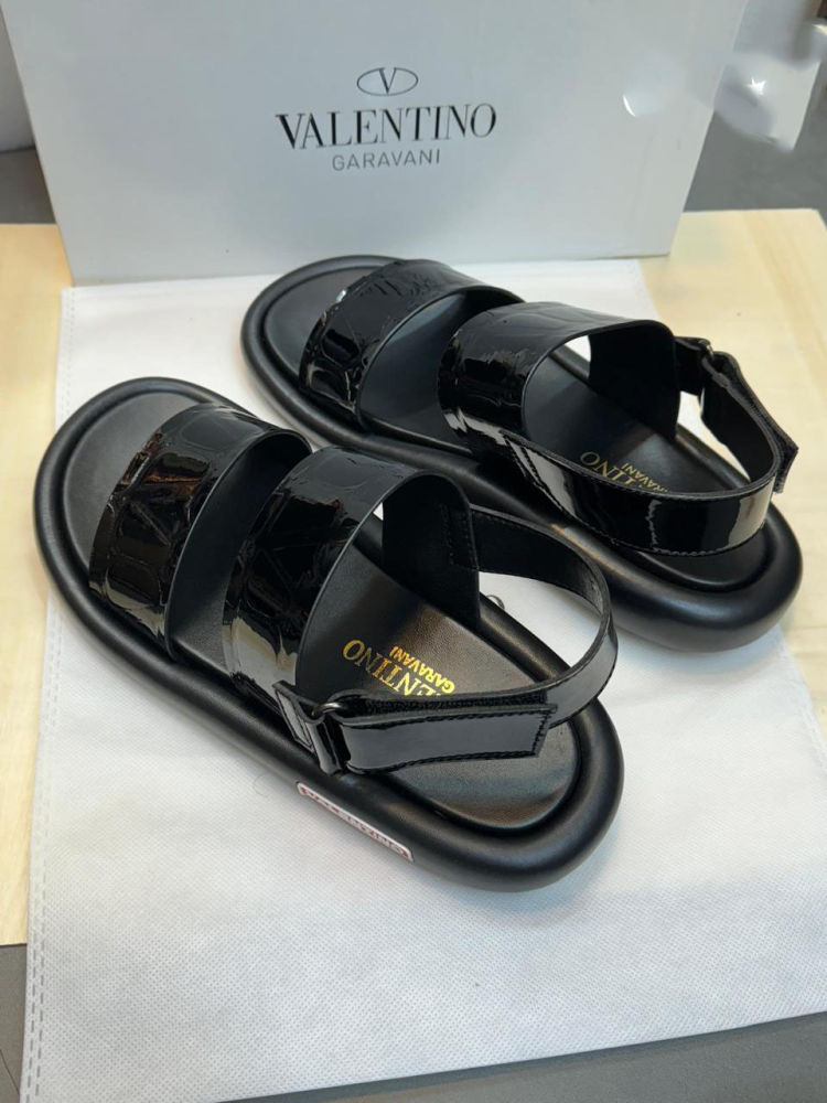 Valentino Black Premium Gabriel Flip-flop-1
