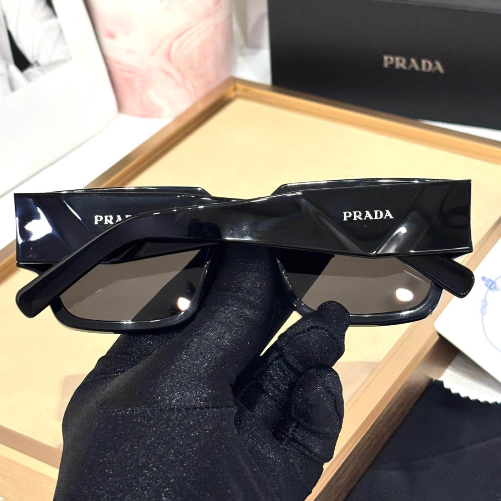 Prada Black Luxury Sunglasses-4
